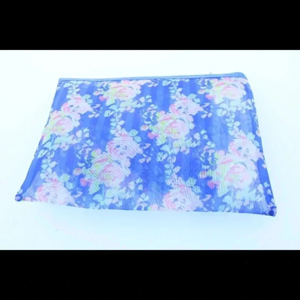 NWOT Isaac Mizrahi cosmetic bags